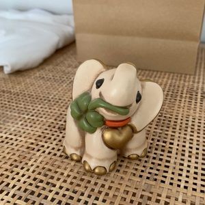 THUN little elephant figurin